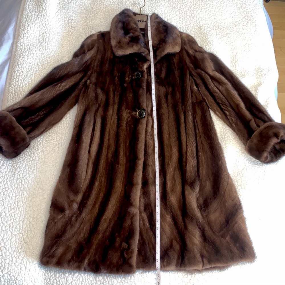 Genuine Vintage Mink Fur Coat in Brown